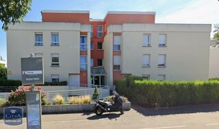  Appartement à louer 4 pièces 85 m²
