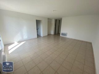  Appartement à louer 3 pièces 64 m²