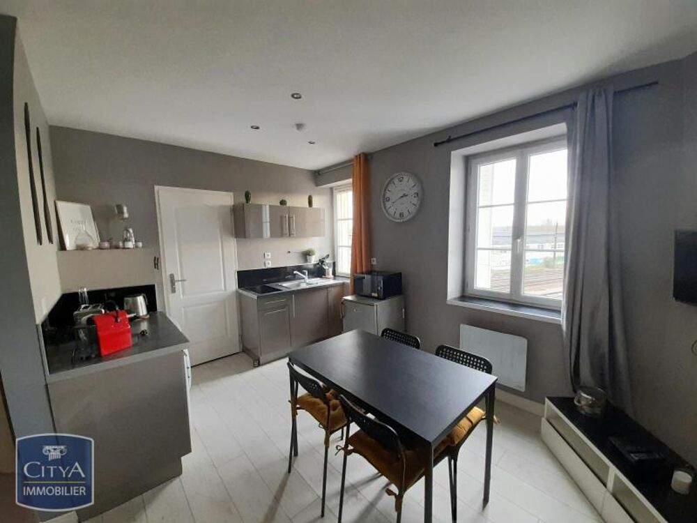 À LOUER : Appartement T1 situé à Nazelles Negron, dans l....
