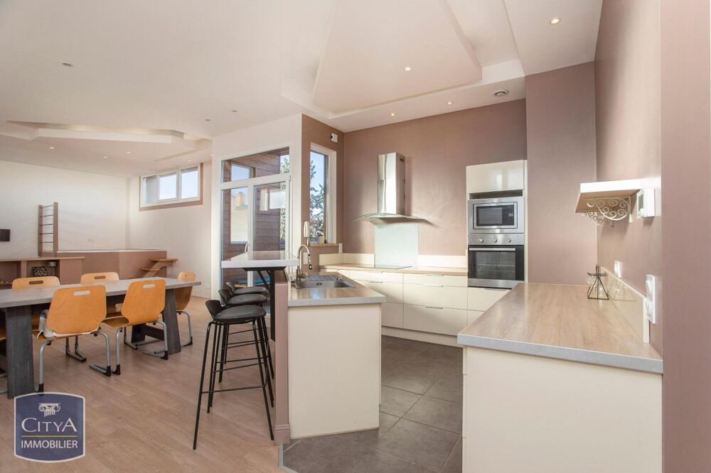 EXCLUSIVITE - ROANNE - GRAND APPARTEMENT STYLE LOFT - ST....
