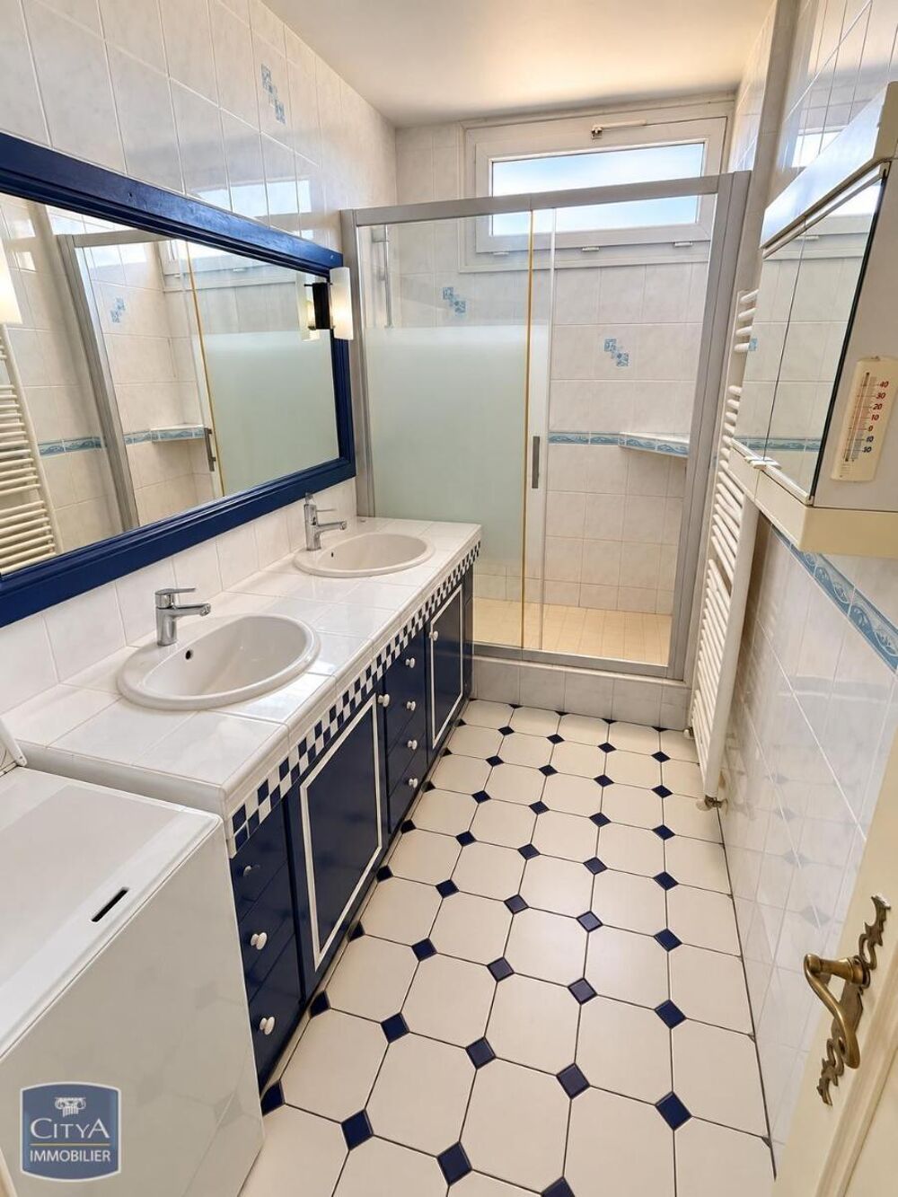 À LOUER : Découvrez cet agréable appartement T3 de 67 m²....
