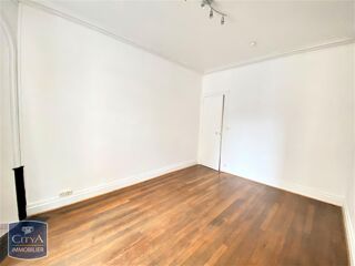  Appartement à louer 1 pièce 26 m²