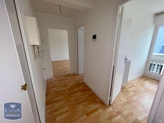  Appartement à louer 2 pièces 38 m²