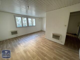  Appartement à louer 3 pièces 50 m²