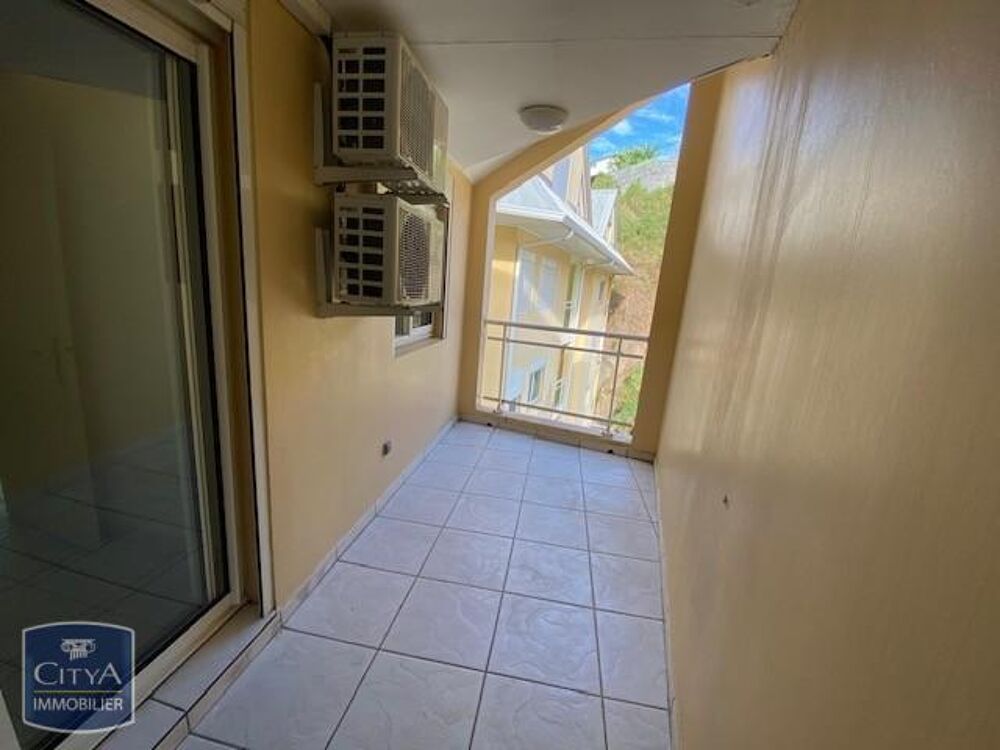 location Appartement - 3 pièce(s) - 54 m² Sainte-Marie (97438)