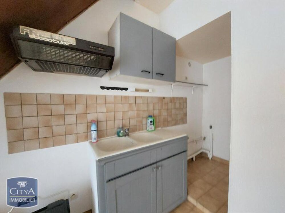 À LOUER : Appartement T2 en duplex situé dans la charman....