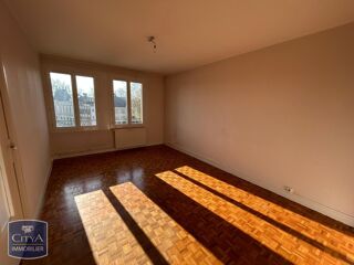  Appartement à louer 3 pièces 55 m²