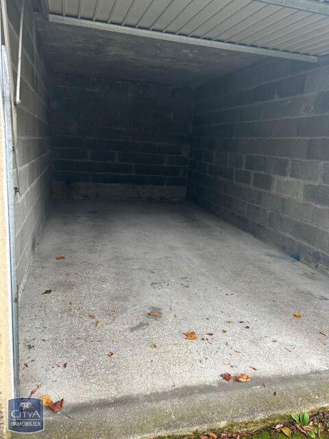  Parking / Garage  louer 