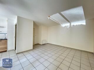  Appartement à louer 2 pièces 48 m²
