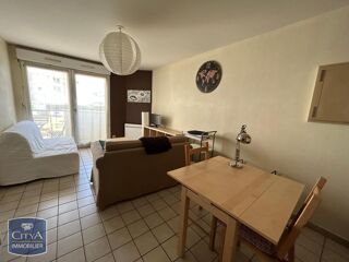  Appartement à louer 2 pièces 35 m²
