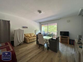  Appartement à louer 1 pièce 35 m²