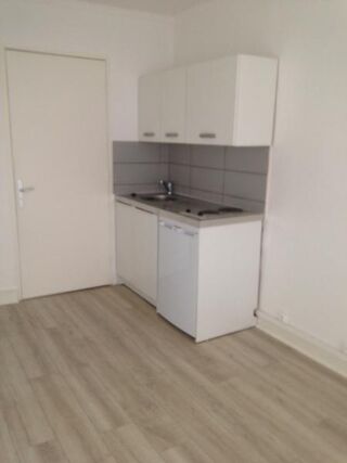  Appartement à louer 2 pièces 60 m²