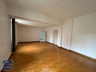  Appartement à louer 4 pièces 107 m²