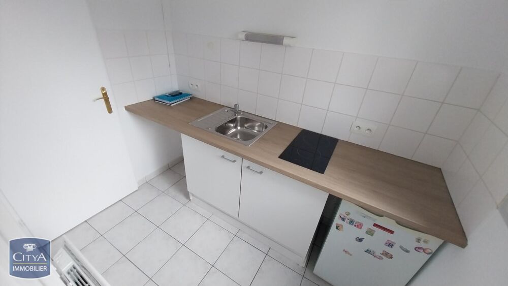 À LOUER : Charmant appartement T1 situé à Douai, dans un....