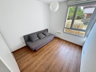  Appartement à louer 3 pièces 57 m²