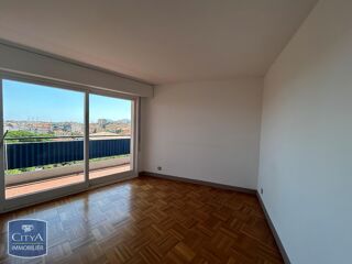 Appartement à louer 4 pièces 88 m²