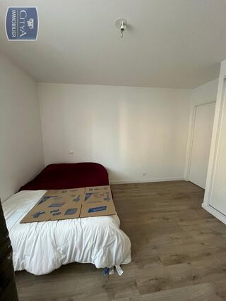  Appartement à louer 2 pièces 42 m²