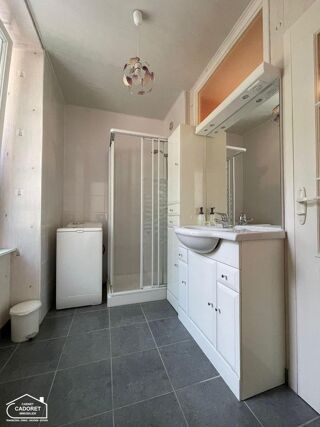  Appartement à louer 2 pièces 38 m²