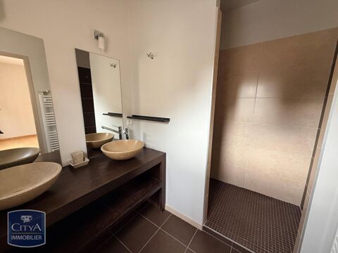  Maison  louer 5 pices 234 m