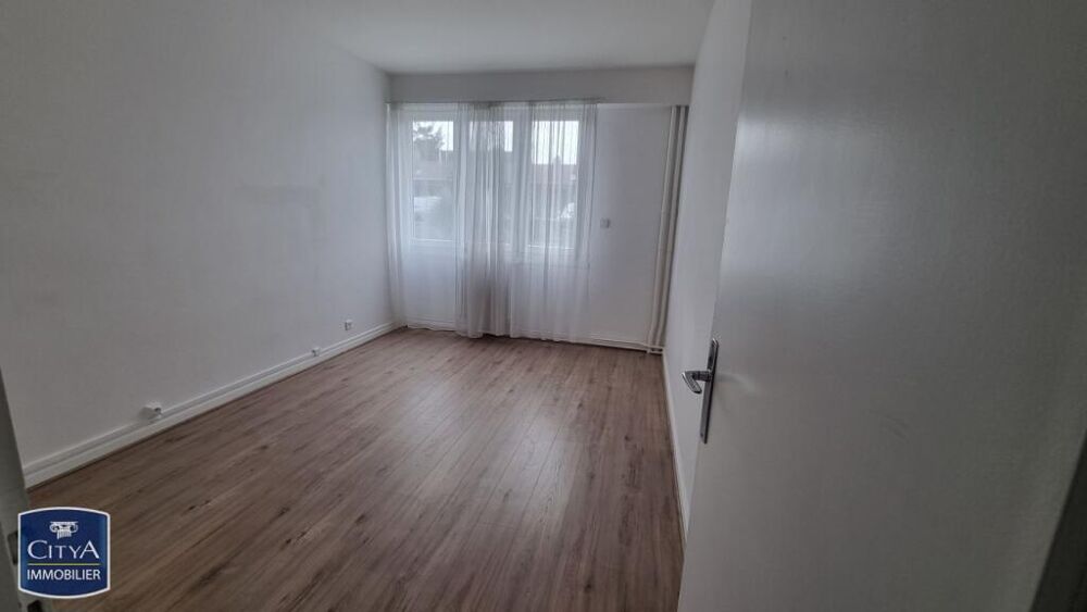 location Appartement - 3 pièce(s) - 98 m² Cambrai (59400)