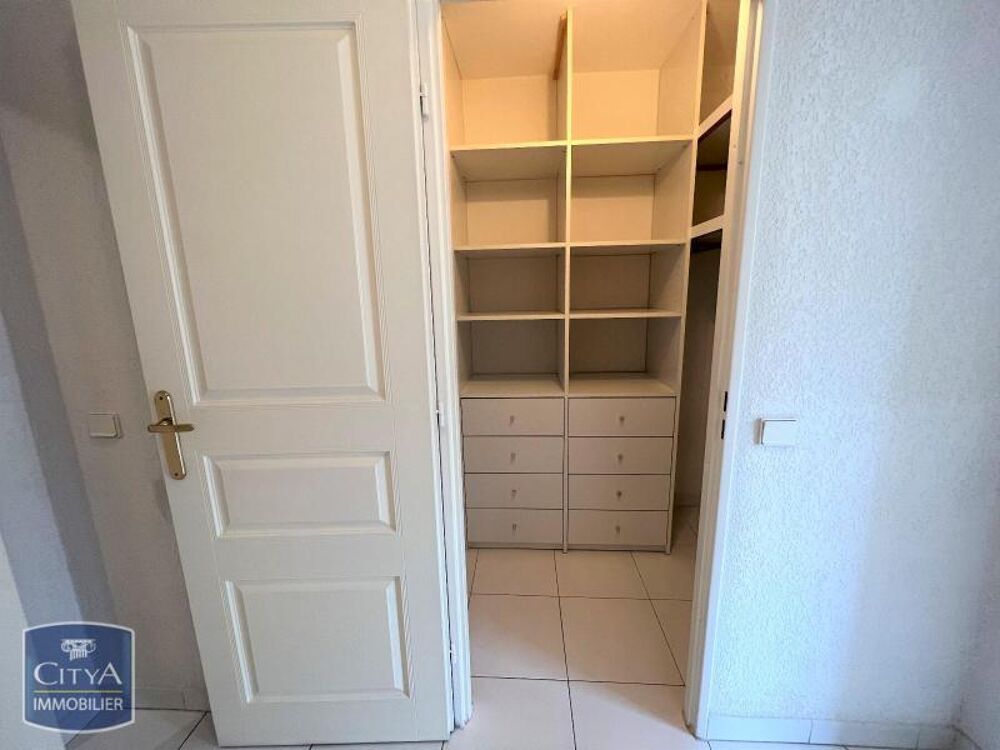 location Appartement - 1 pièce(s) - 29 m² Marseille 6