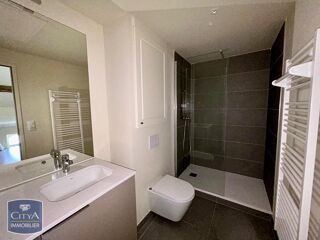 Appartement à louer 1 pièce 32 m²
