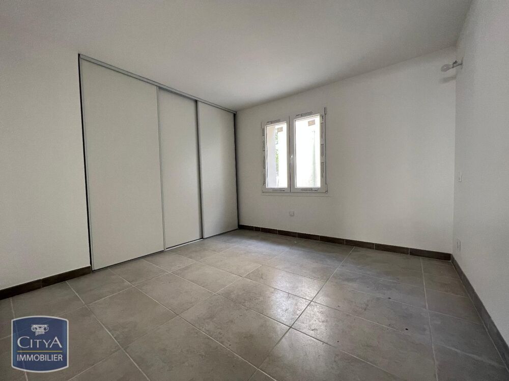 location Appartement - 2 pièce(s) - 37 m² Montfavet (84140)