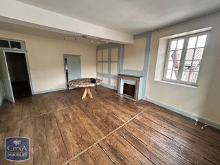  Appartement à louer 2 pièces 79 m²