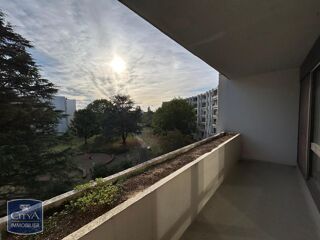  Appartement à louer 4 pièces 87 m²