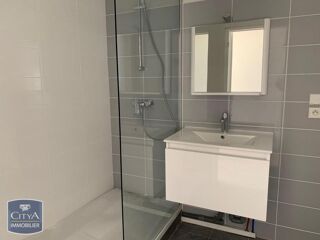  Appartement à louer 3 pièces 58 m²