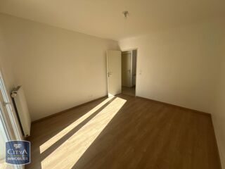  Appartement à louer 3 pièces 66 m²