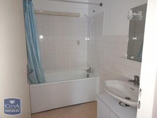  Appartement à louer 1 pièce 38 m²