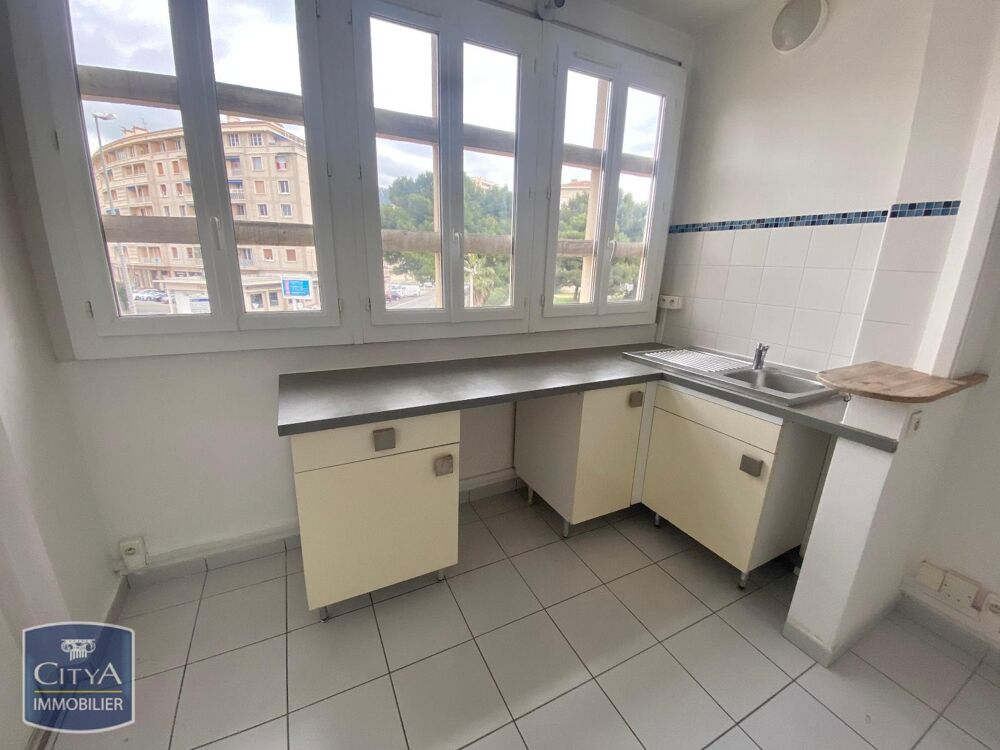 location Appartement - 2 pièce(s) - 30 m² Toulon (83000)