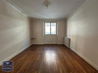  Appartement à louer 3 pièces 70 m²