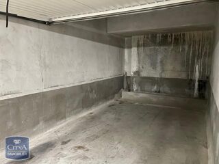 location Parking / Garage Cannes La Bocca (06150)