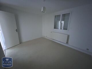  Appartement à louer 3 pièces 74 m²