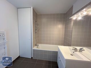 location Appartement - 3 pièce(s) - 70 m² Bordeaux (33300)