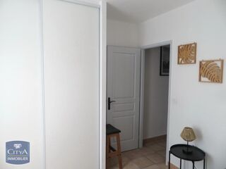  Appartement à louer 2 pièces 33 m²