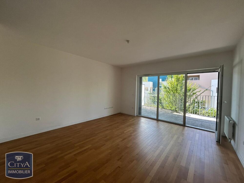 À LOUER - APPARTEMENT T4 AVEC BALCONS, PARKING ET ASCENS....