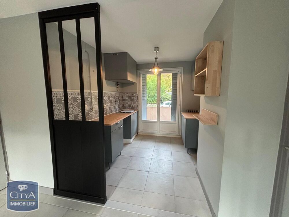 location Appartement - 3 pièce(s) - 61 m² Saint-Égrève (38120)