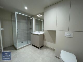  Appartement à louer 2 pièces 47 m²