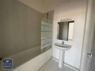  Appartement à louer 2 pièces 43 m²