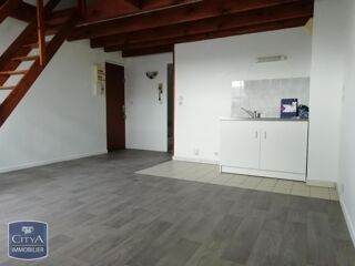  Appartement à louer 2 pièces 33 m²