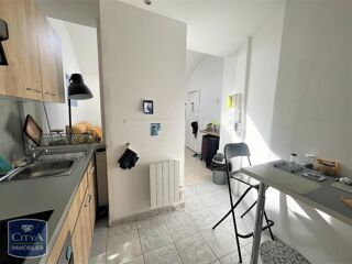  Appartement à louer 2 pièces 28 m²