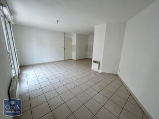  Appartement à louer 2 pièces 55 m²