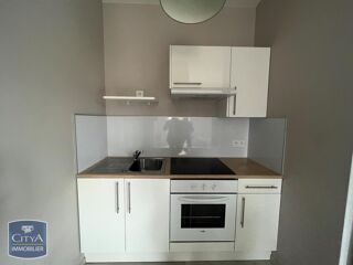  Appartement à louer 2 pièces 32 m²