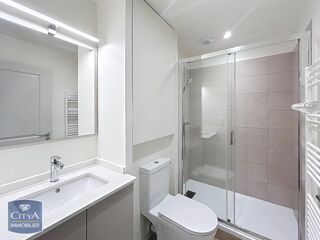  Appartement à louer 1 pièce 34 m²