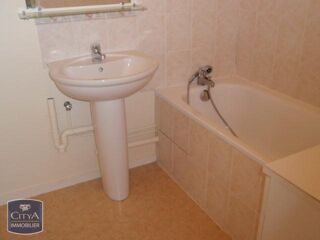  Appartement à louer 2 pièces 53 m²