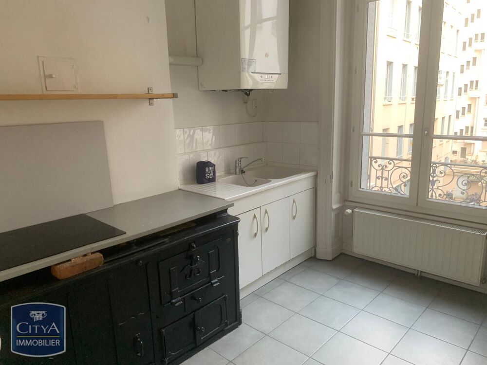 location Appartement - 4 pièce(s) - 89 m² Lyon 7