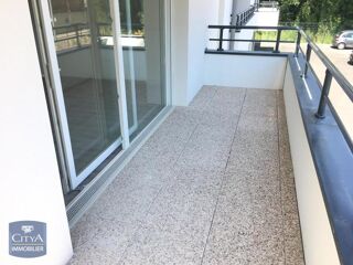  Appartement à louer 2 pièces 57 m²